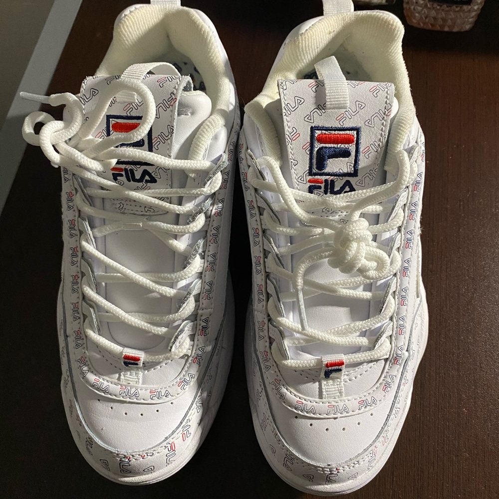 FILA SNEAKERS WORN ONCE